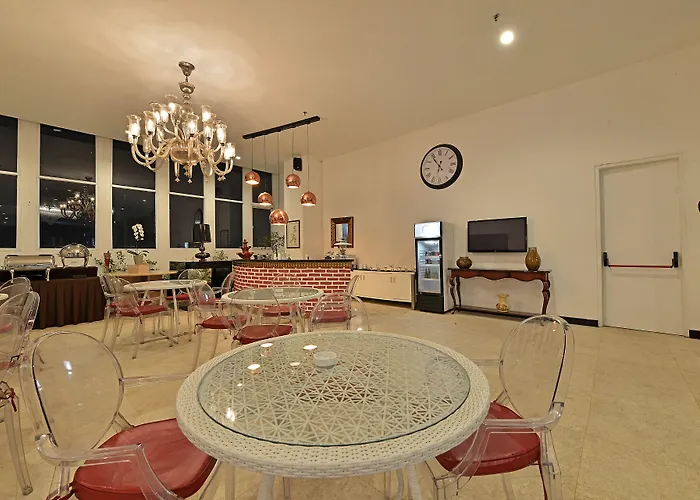 Amaroossa Royal Hotel Bogor